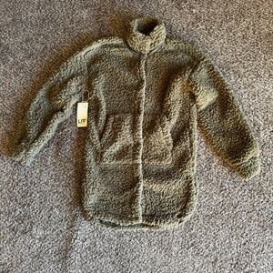 LIV NWT Girls L‎ Kinsley Long Coat Solid Aloe Insulating Pile Fleece